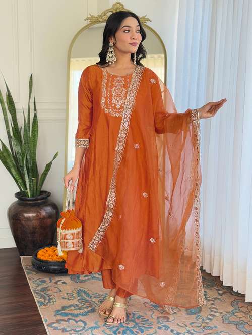 women embroidered three quarter sleeve kurta pant with dupatta set - 22024875 - Standard Image - 0