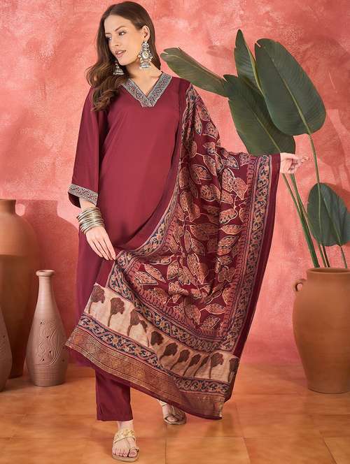 women solid three quarter sleeve kurta pant with dupatta set - 22026239 - Standard Image - 0