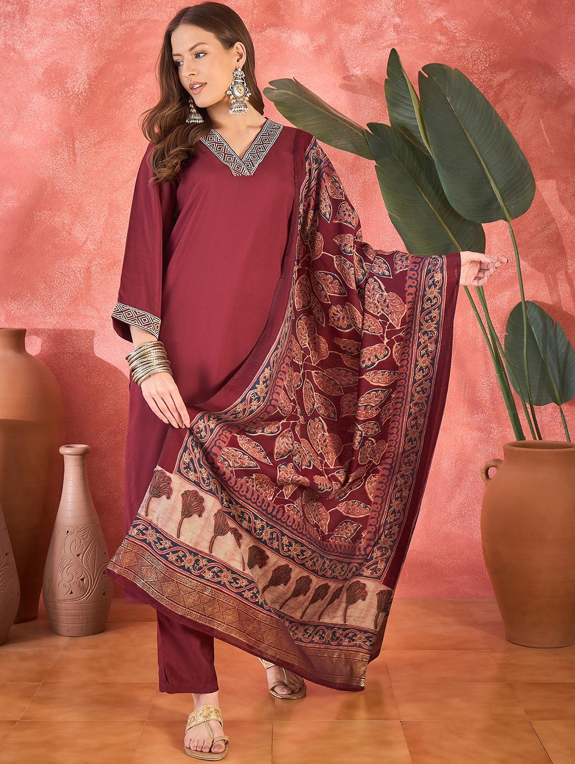 women solid three quarter sleeve kurta pant with dupatta set - 22026239 - Zoom Image - 0
