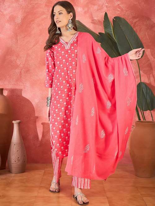 women printed three quarter sleeve kurta pant with dupatta set - 22026241 - Standard Image - 0