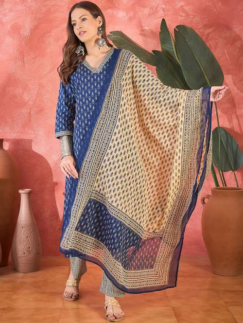women printed three quarter sleeve kurta pant with dupatta set - 22026244 -  Standard Image - 0