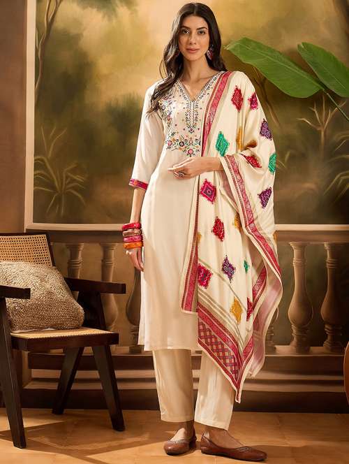 women printed three quarter sleeve kurta pant with dupatta set - 22026245 - Standard Image - 0