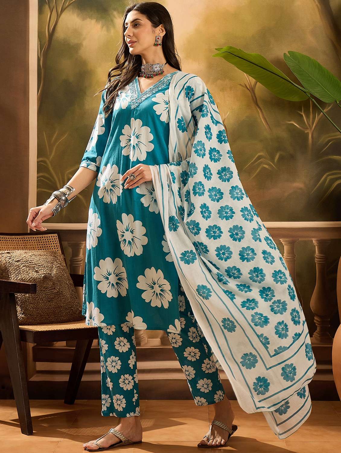women floral printed three quarter sleeve kurta pant with dupatta set
