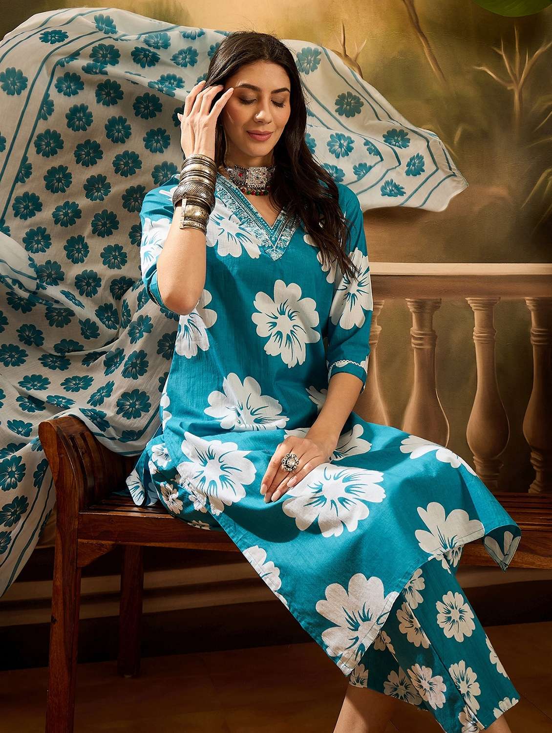 women floral printed three quarter sleeve kurta pant with dupatta set - 22026254 - Standard Image - 3