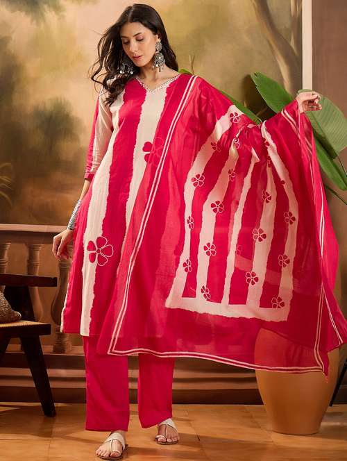 women striped three quarter sleeve kurta pant with dupatta set - 22026272 - Standard Image - 0