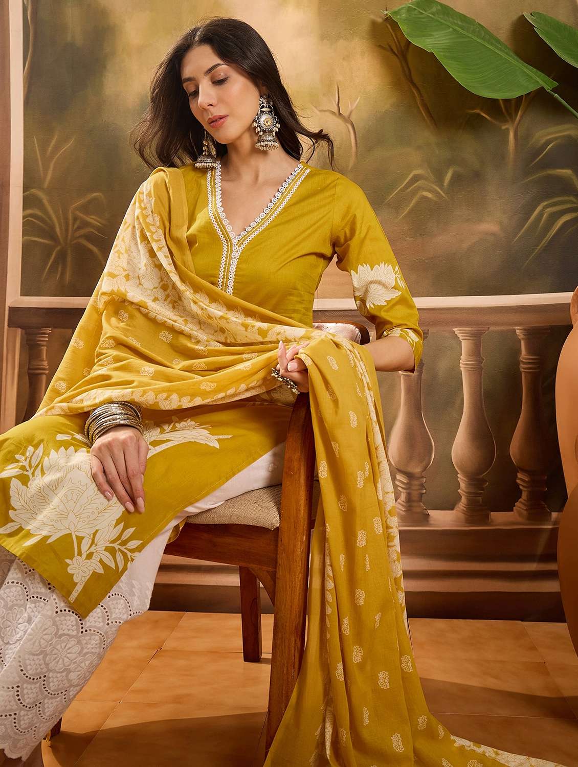 women floral printed three quarter sleeve kurta pant with dupatta set - 22026273 - Standard Image - 3
