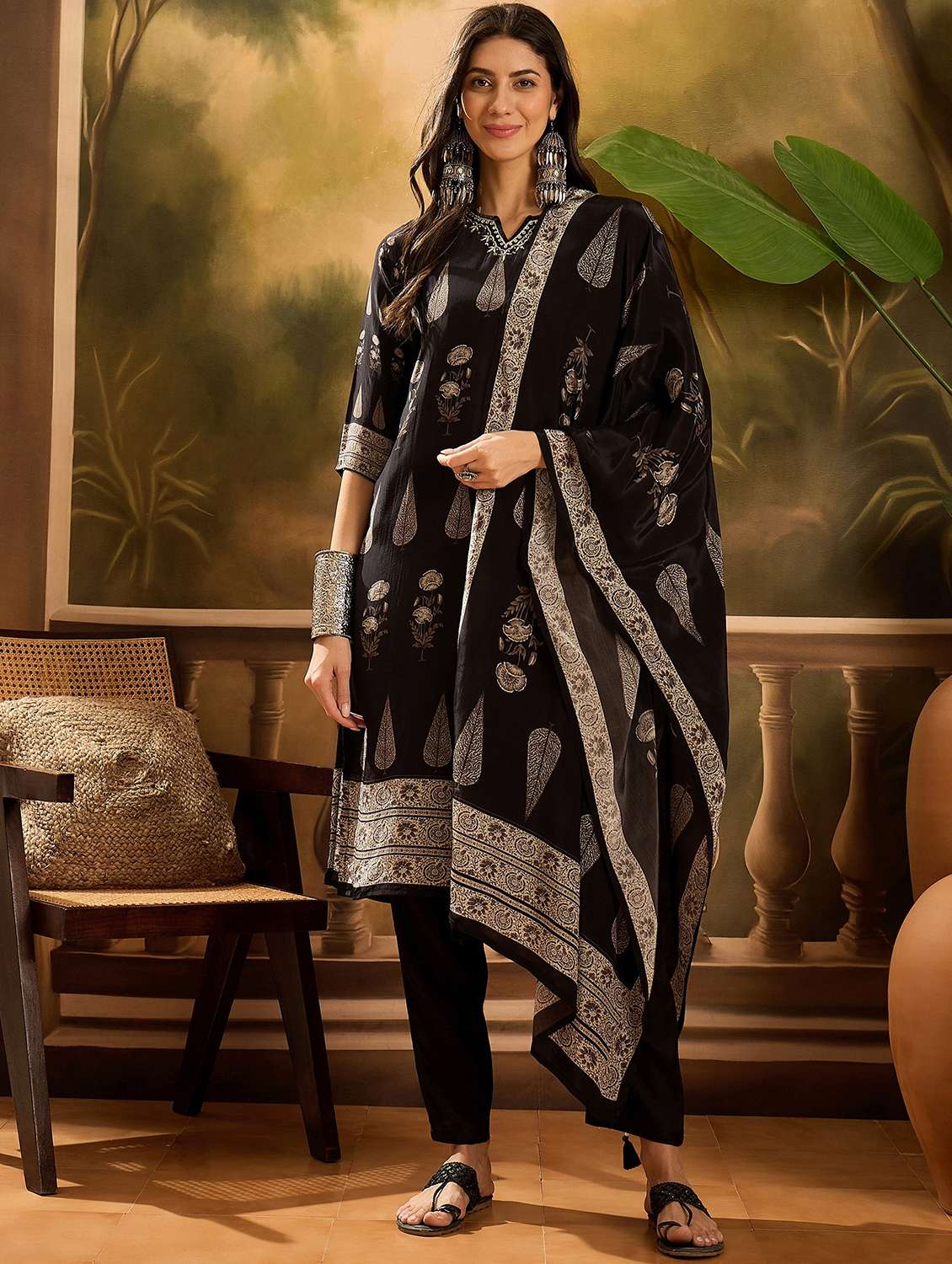 women printed three quarter sleeve kurta pant with dupatta set