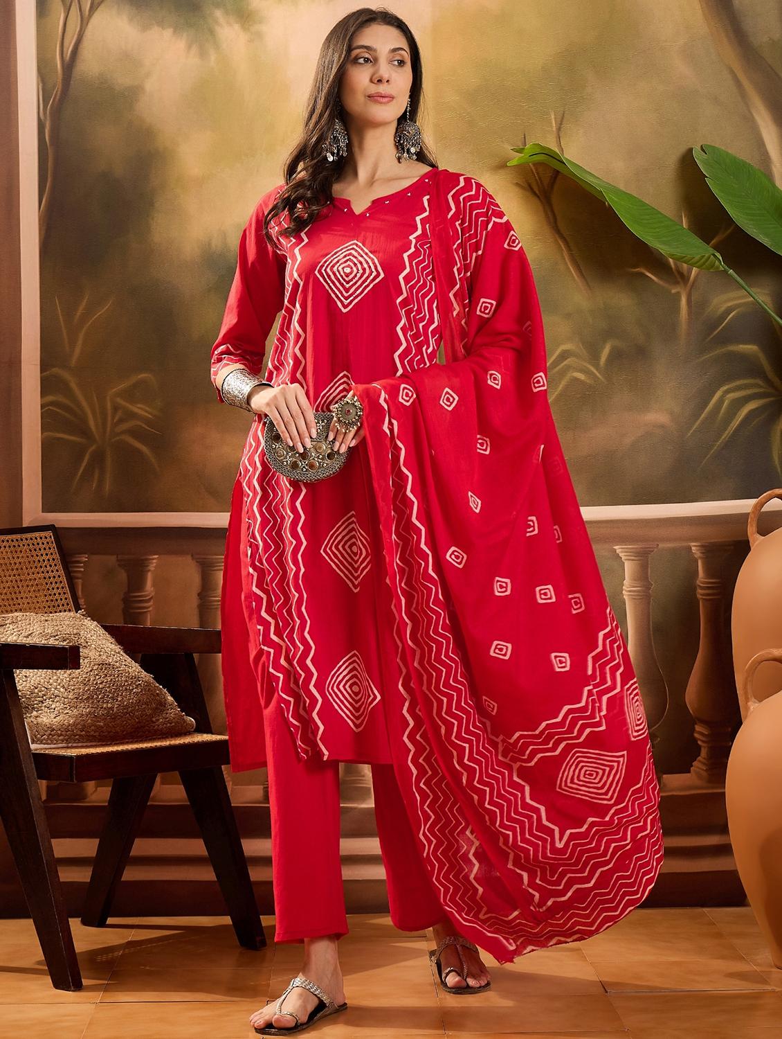 women printed three quarter sleeve kurta pant with dupatta set