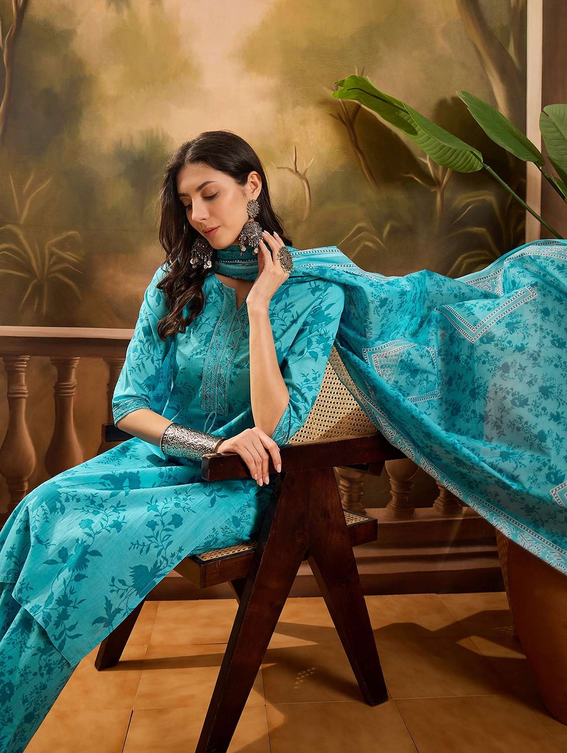 women printed three quarter sleeve kurta pant with dupatta set - 22026288 - Standard Image - 3