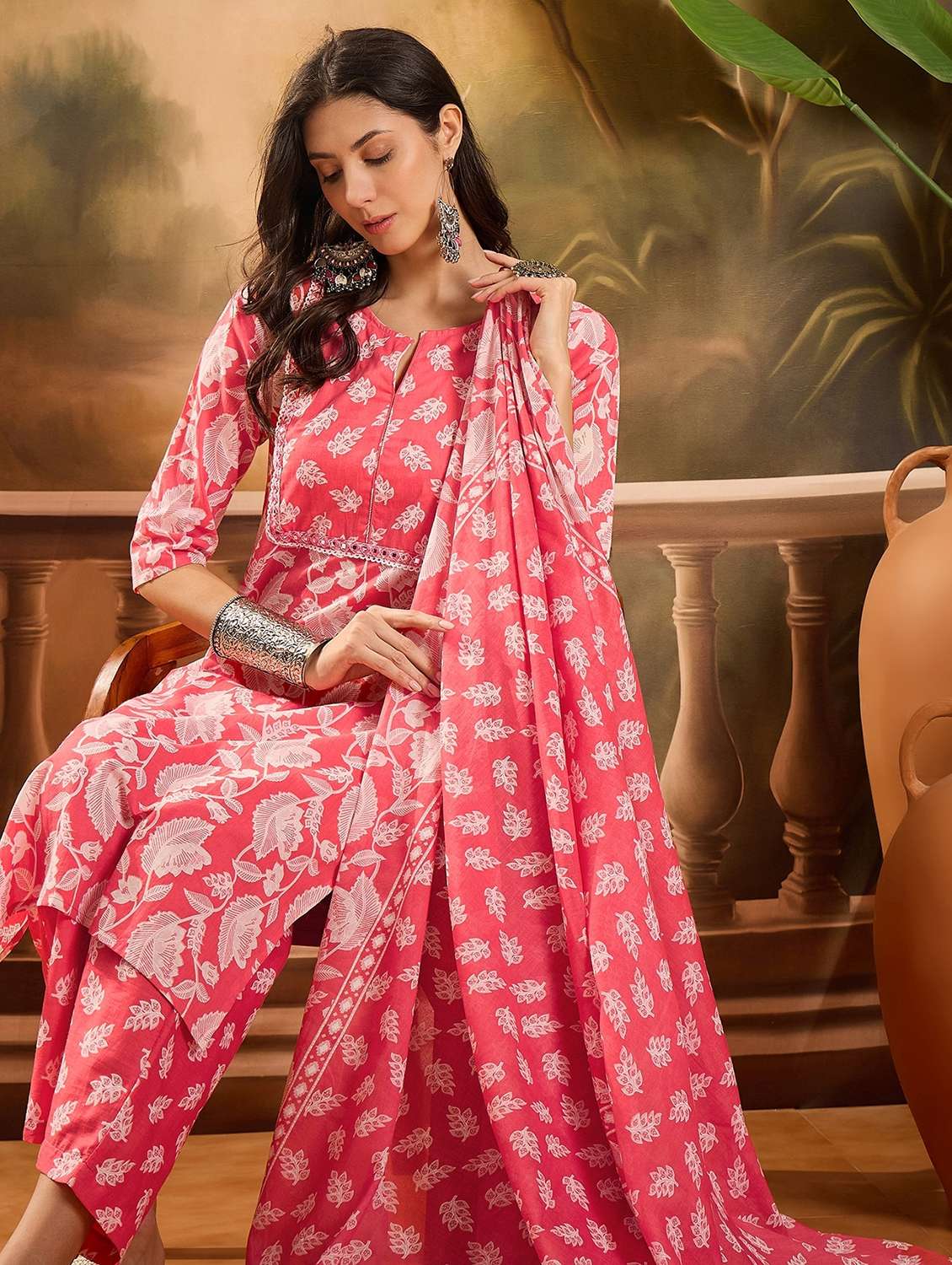 women printed three quarter sleeve kurta pant with dupatta set - 22026290 -  Standard Image - 3