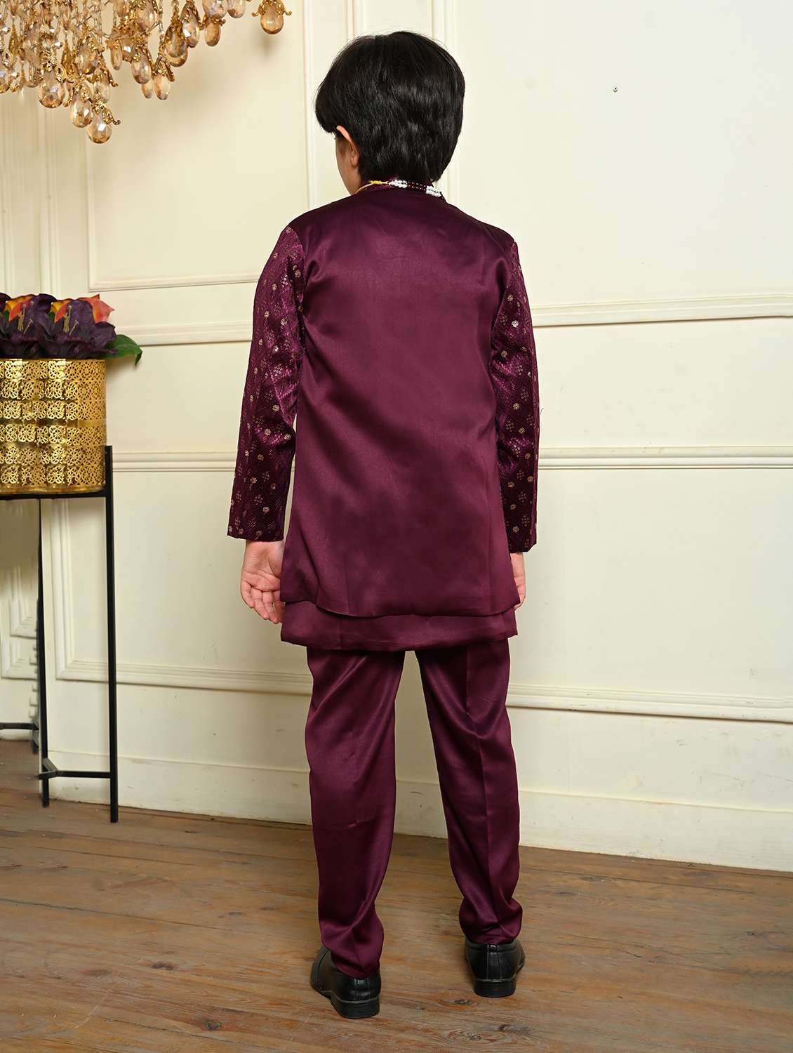 boys embroidered mandrain collar sherwani set - 22026304 - Standard Image - 3