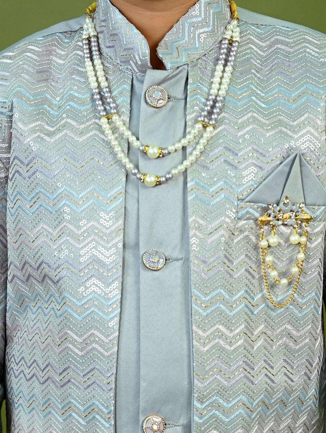 boys embroidered mandrain collar sherwani set - 22026305 - Standard Image - 5