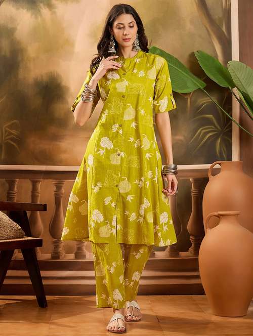women printed roll up sleeve kurta pant set - 22026313 -  Standard Image - 0