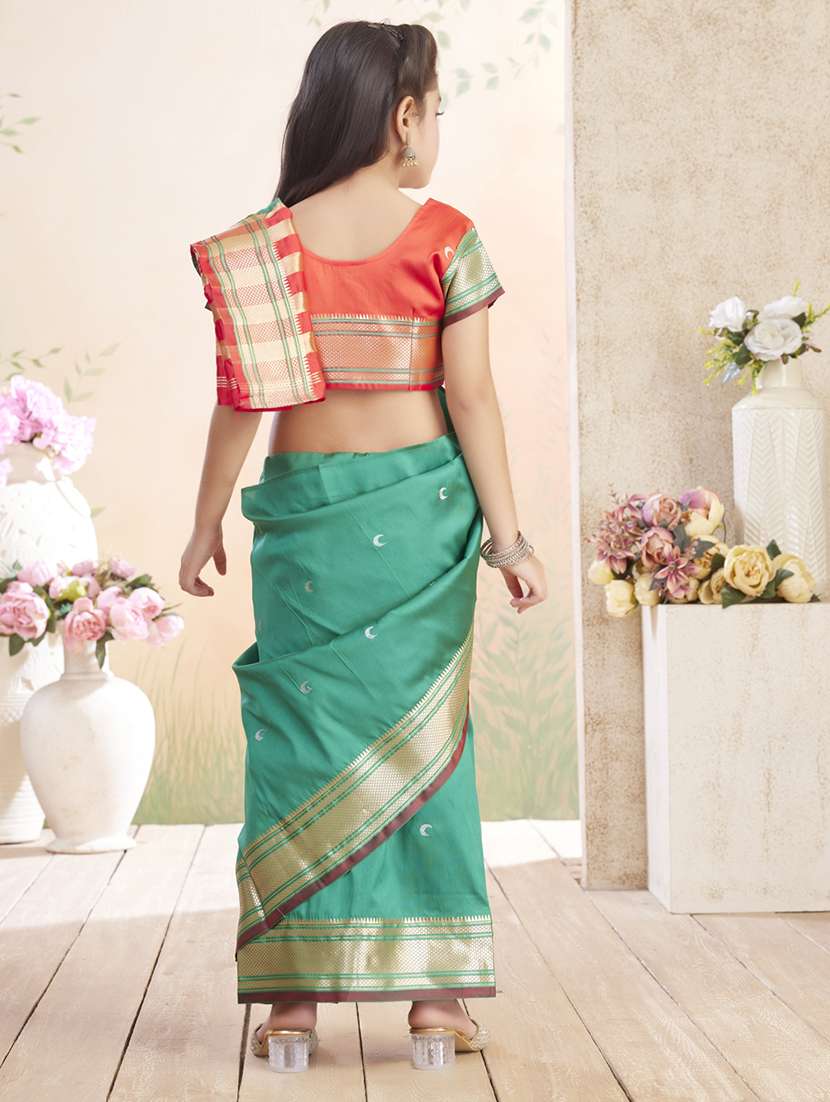 girls solid bordered ready to wear saree - 22026391 - Standard Image - 3
