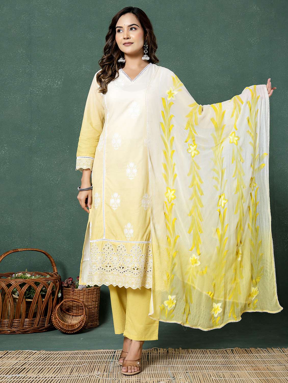 women ombre three quarter sleeve kurta pant with dupatta set