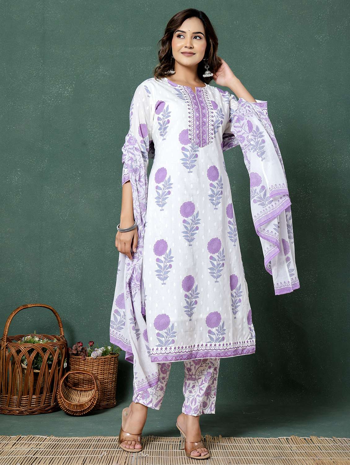 women floral printed three quarter sleeve kurta pant with dupatta set - 22026551 -  Standard Image - 3