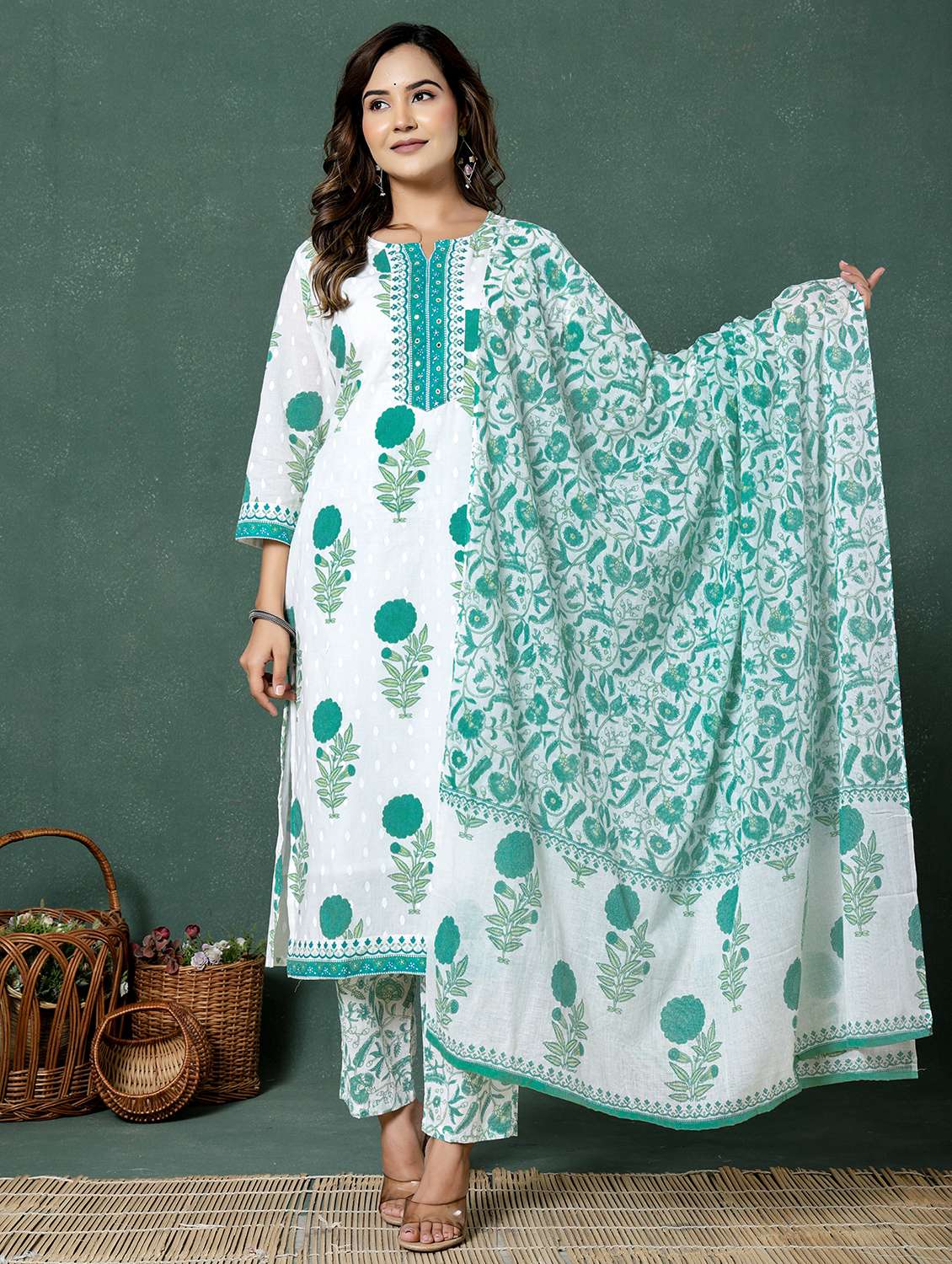 women floral printed three quarter sleeve kurta pant with dupatta set