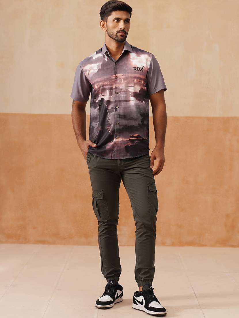 men solid mid rise regular fit cargo - 22026563 -  Standard Image - 5