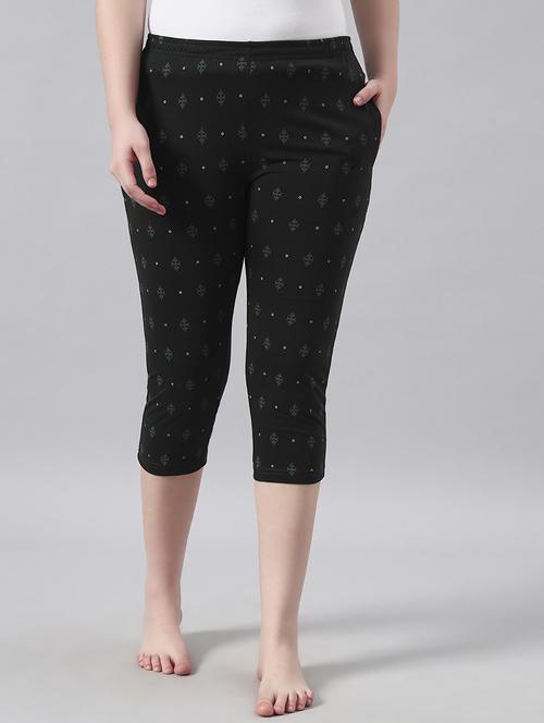 women printed mid rise slim fit capri - 22026577 - Standard Image - 0