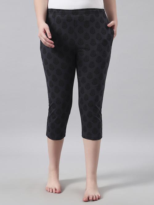women printed mid rise capri - 22026578 - Standard Image - 0
