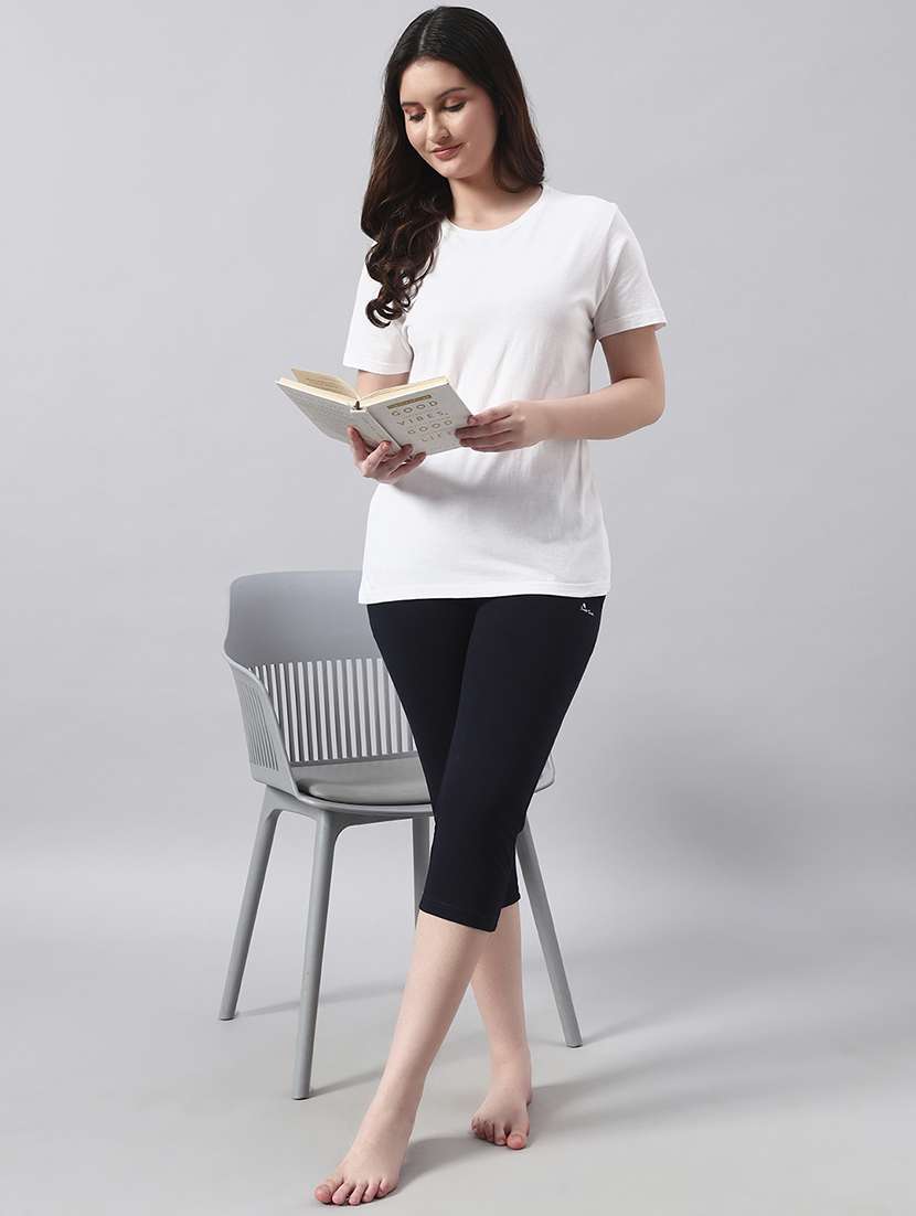 women printed mid rise capri - 22026583 -  Standard Image - 3