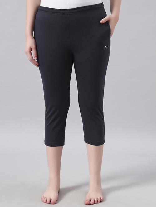 women solid mid rise capri - 22026584 - Standard Image - 0