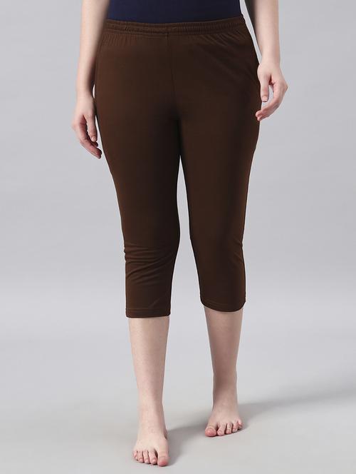 women solid mid rise capri - 22026586 - Standard Image - 0