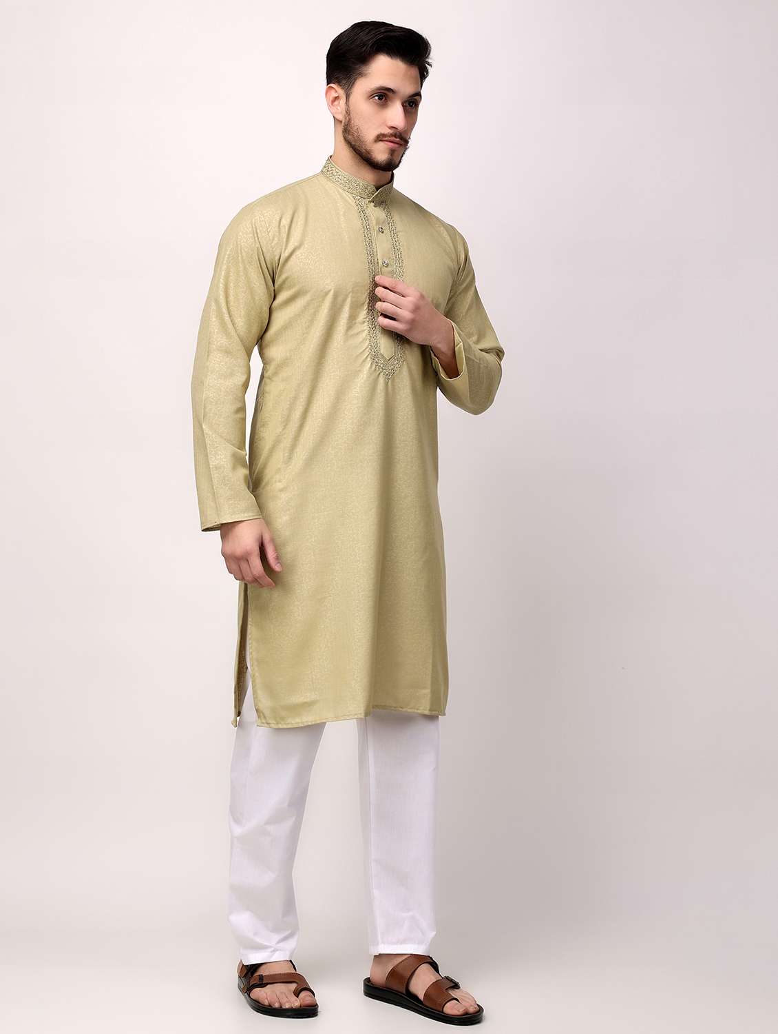 men solid mandarin neck kurta pyjama ethnic wear set - 22026709 - Standard Image - 3