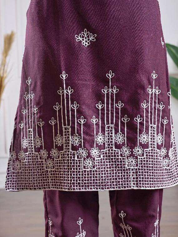 women embroidered three quarter sleeve kurta pant set - 22027380 -  Standard Image - 3