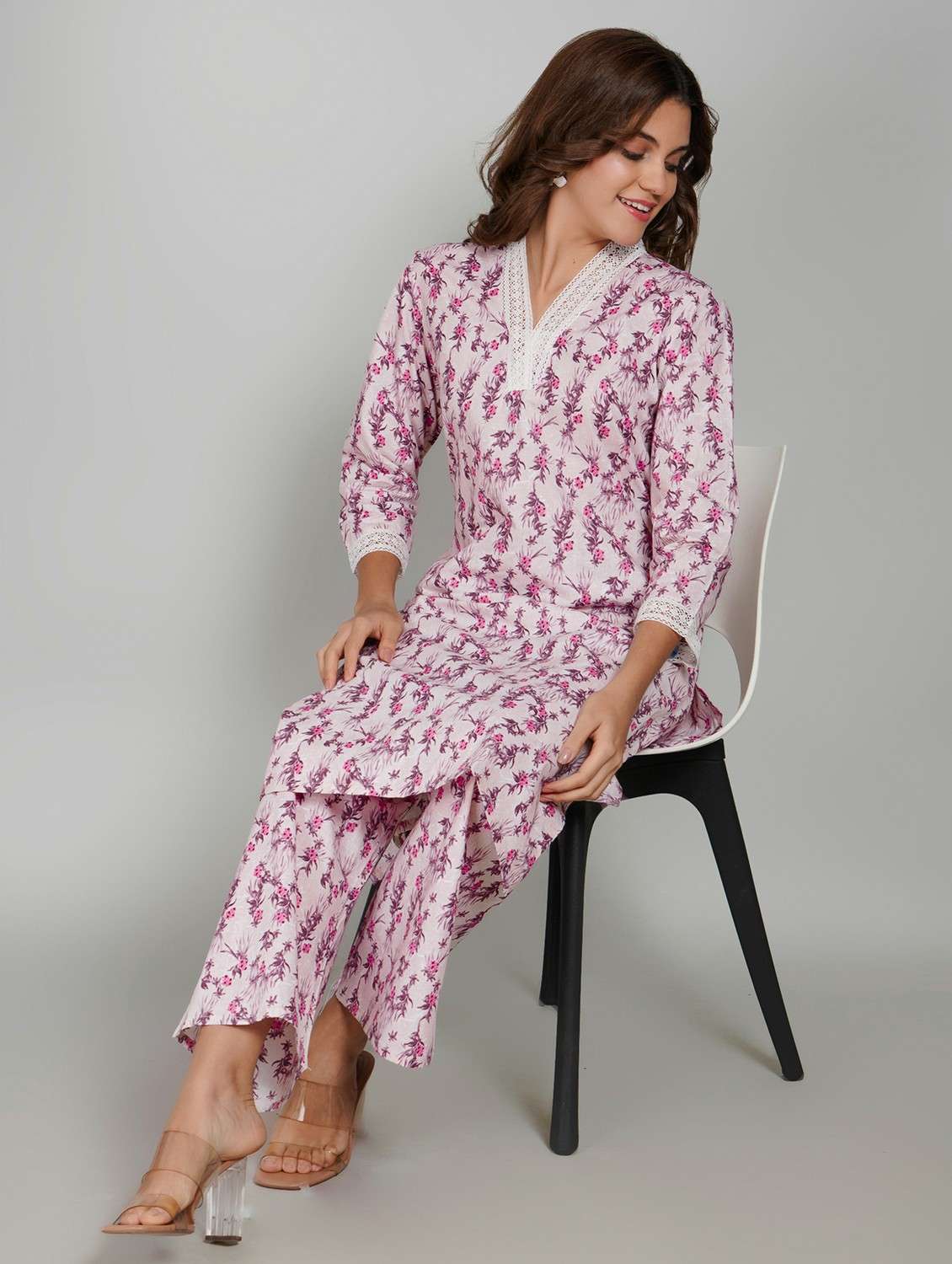 women floral printed three quarter sleeve kurta pant set