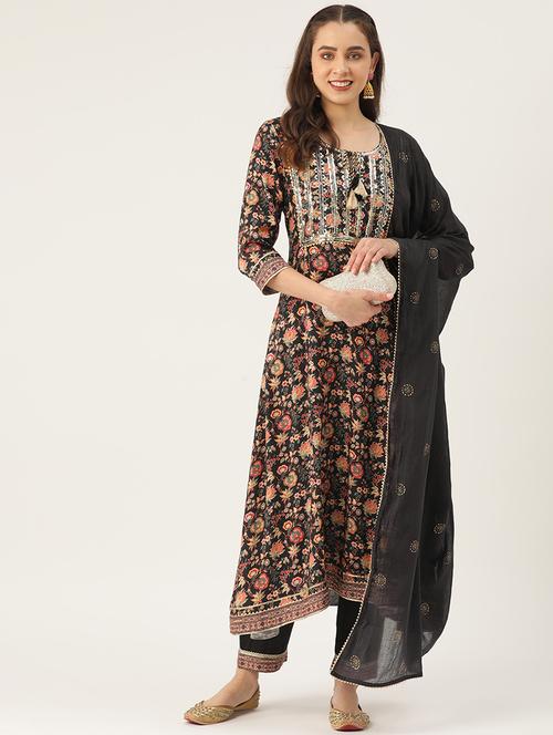 women floral three quarter sleeve kurta pant with dupatta set - 22028336 -  Standard Image - 0