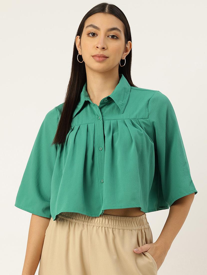women green solid collared crop top
