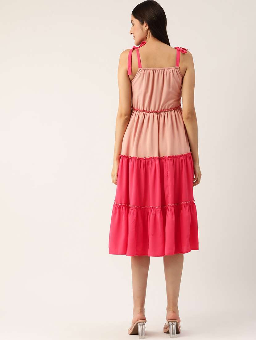 women color blocked shoulder strap tiered dress - 22028939 - Standard Image - 3