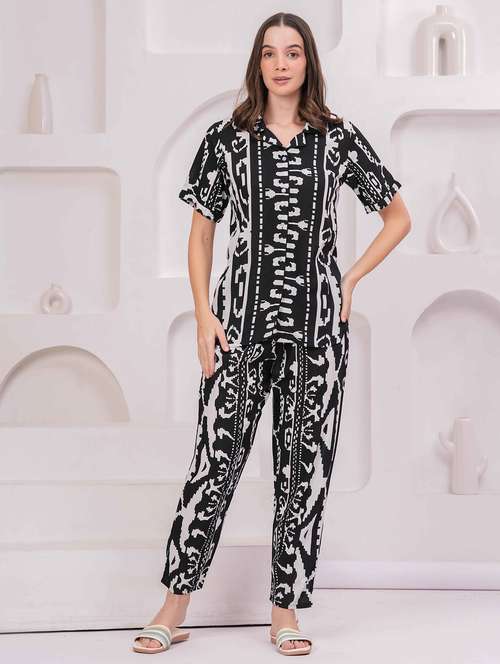 women printed nightwear pyjama set - 22029023 -  Standard Image - 0