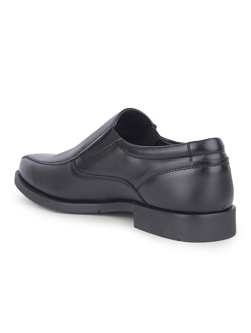 men solid slip on formal shoes - 22029092 - Standard Image - 3