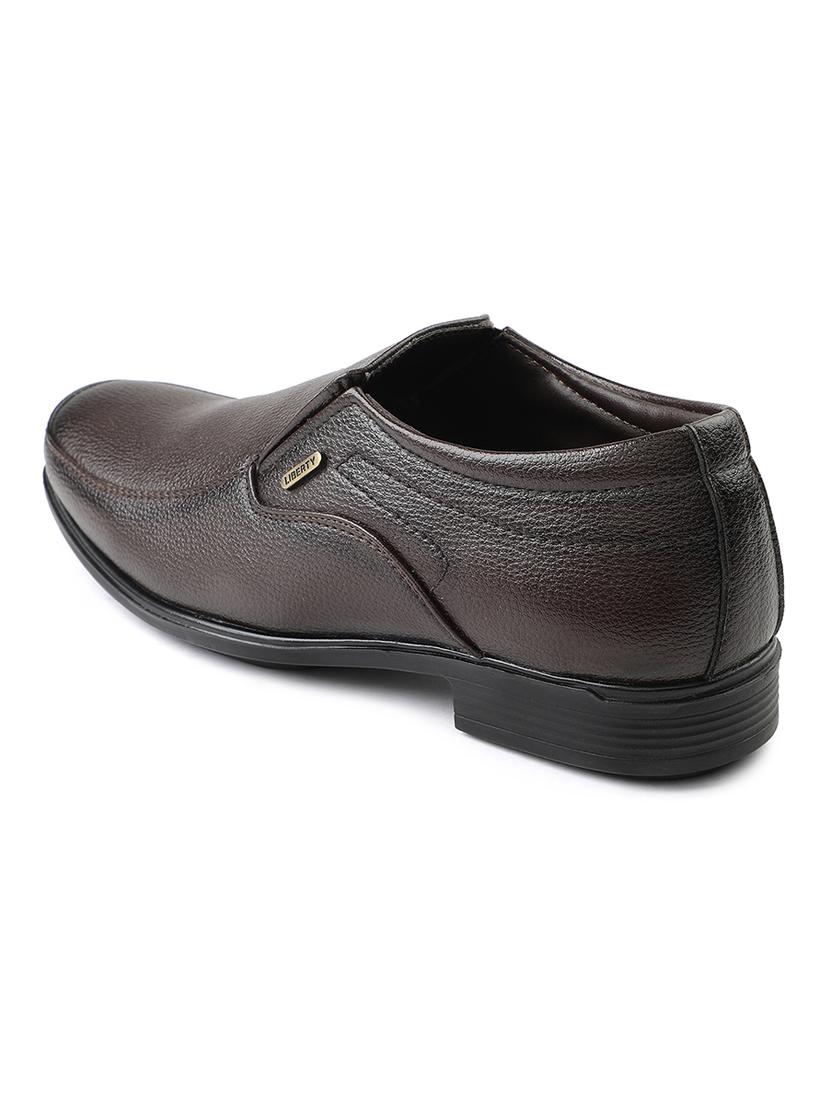 men solid slip on formal shoes - 22029097 - Standard Image - 3