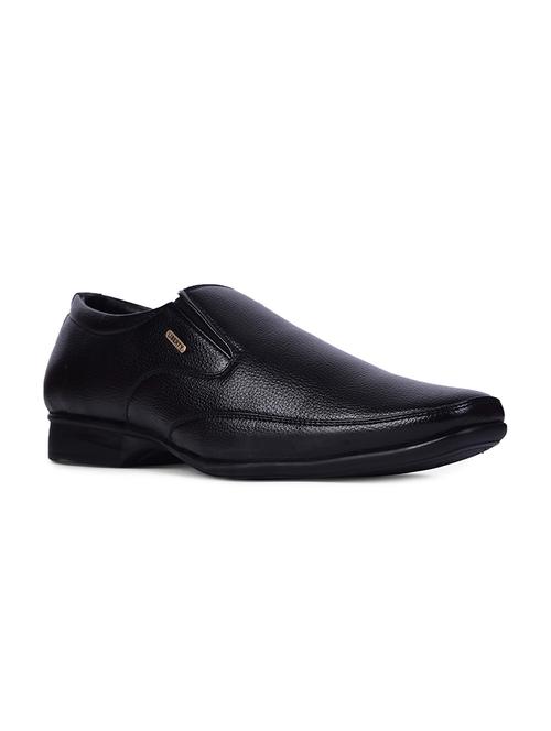 men solid slip on formal shoes - 22029098 -  Standard Image - 0