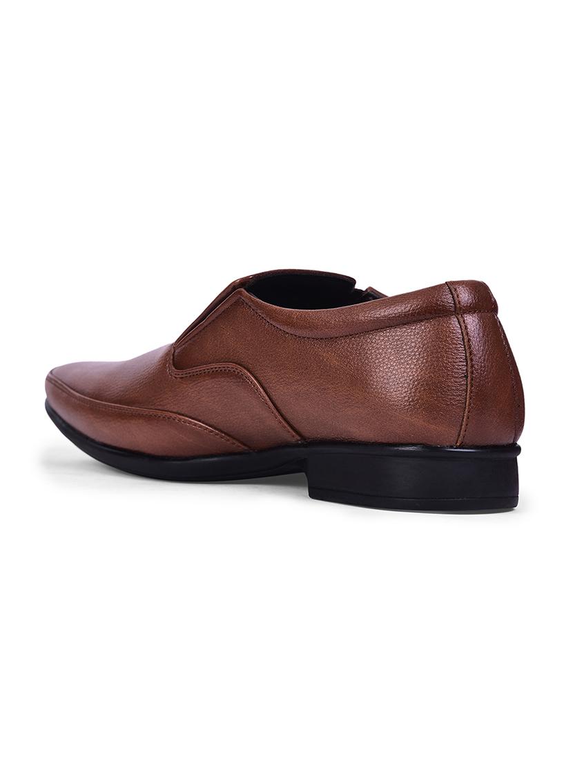 men solid slip on formal shoes - 22029099 - Standard Image - 3