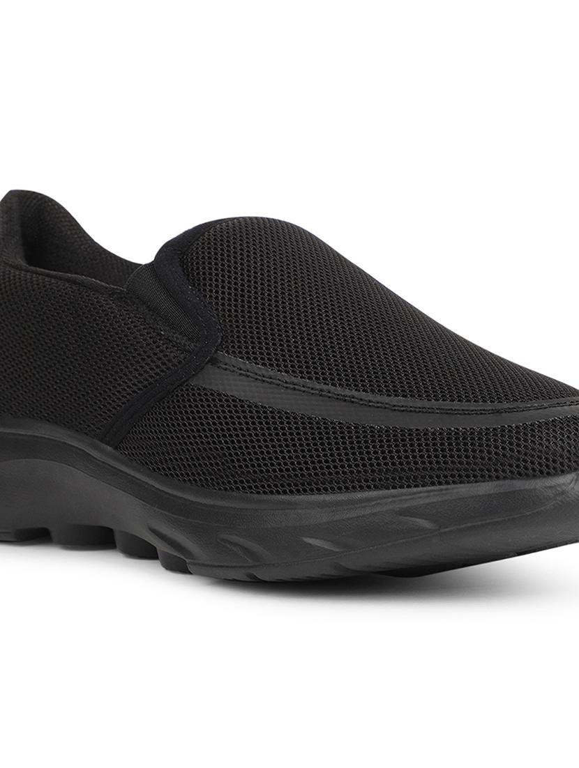 men black slip on sport shoe - 22029153 - Standard Image - 5