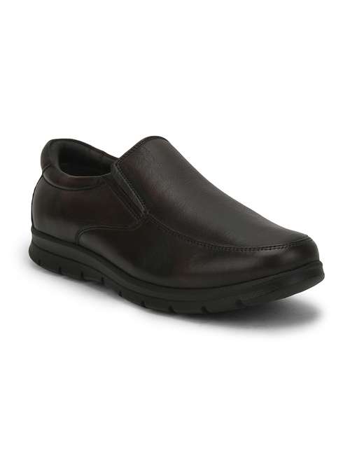 men solid slip on formal shoes - 22029238 - Standard Image - 0