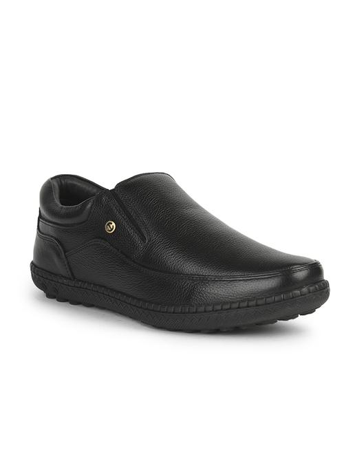 men solid slip on formal shoes - 22029239 - Standard Image - 0