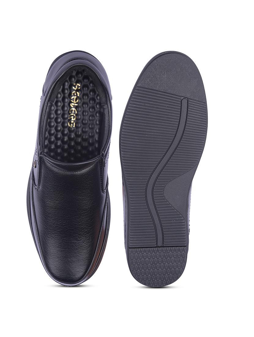 men solid slip on formal shoes - 22029245 - Standard Image - 5
