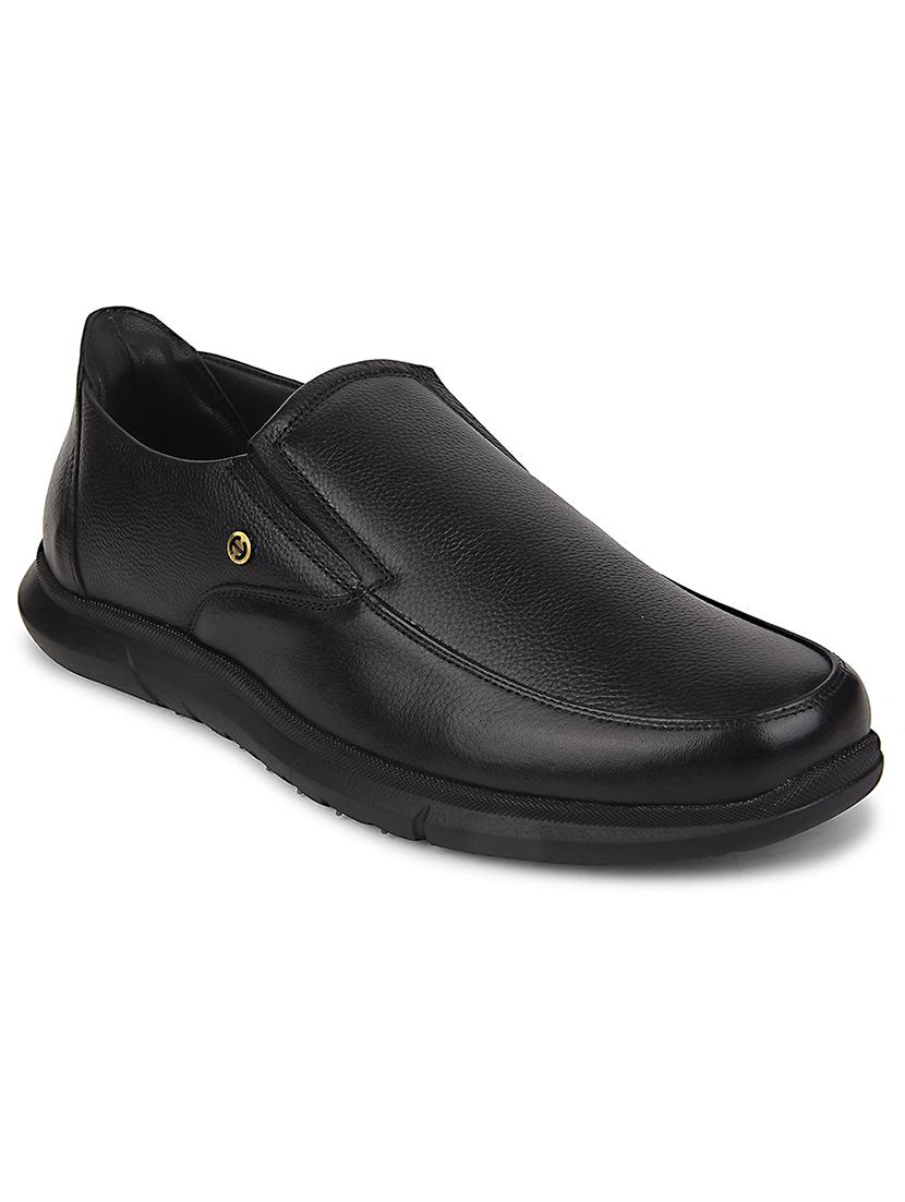 men solid slip on formal shoes