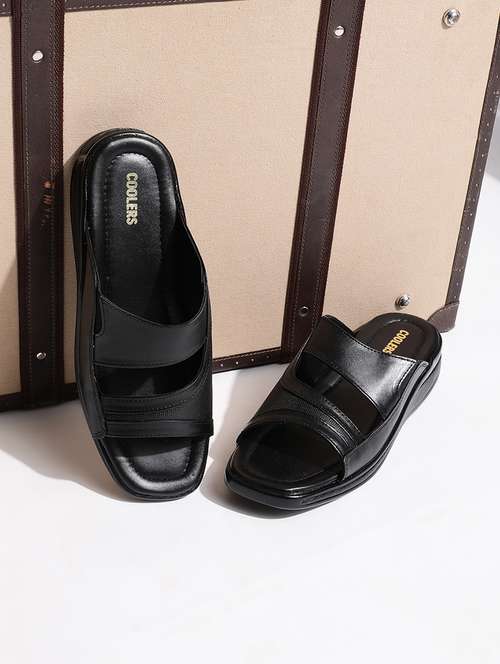 men solid slip on sandal - 22029259 - Standard Image - 0