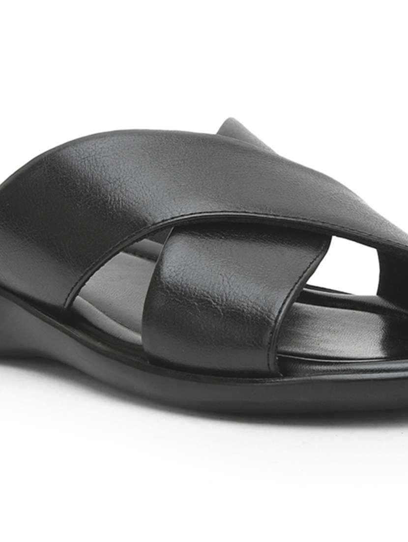 men solid slip on sandal - 22029264 -  Standard Image - 5
