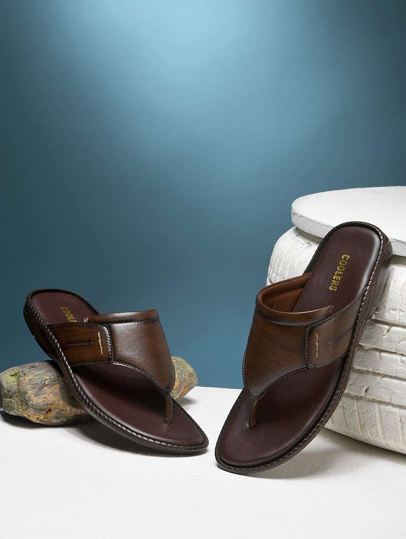 men solid toe separator sandal