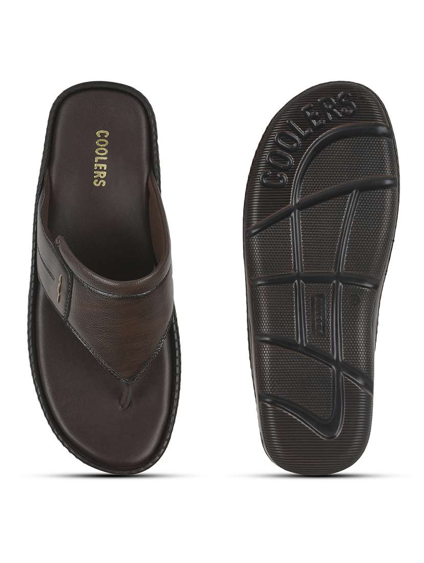 men solid toe separator sandal - 22029269 -  Standard Image - 5