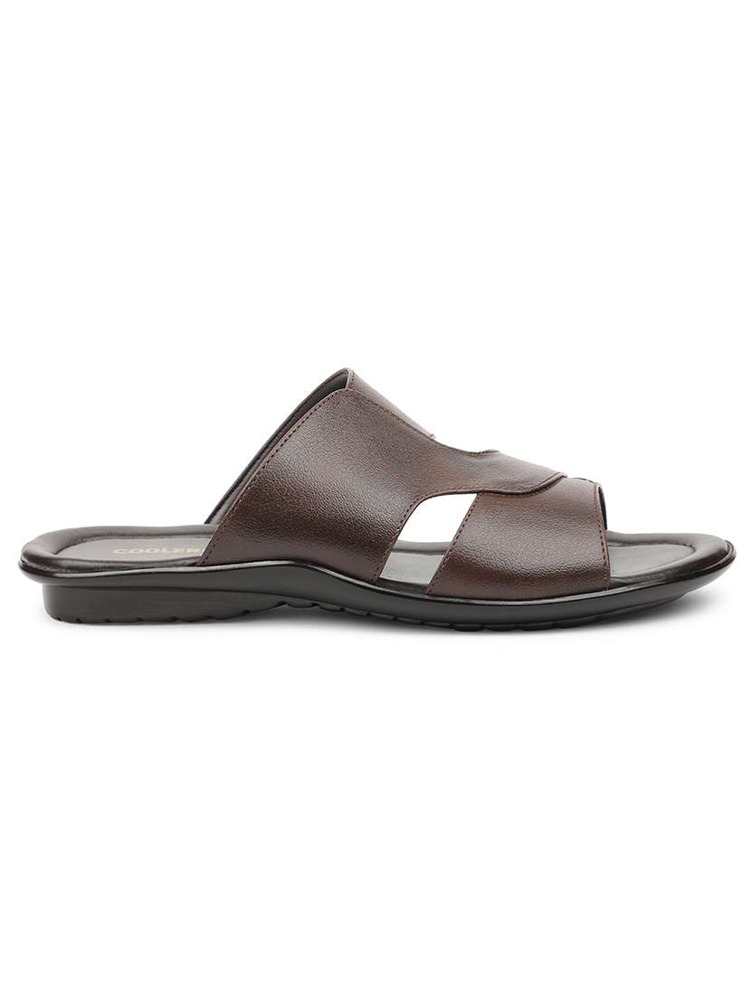 men solid toe separator sandal - 22029296 -  Standard Image - 3