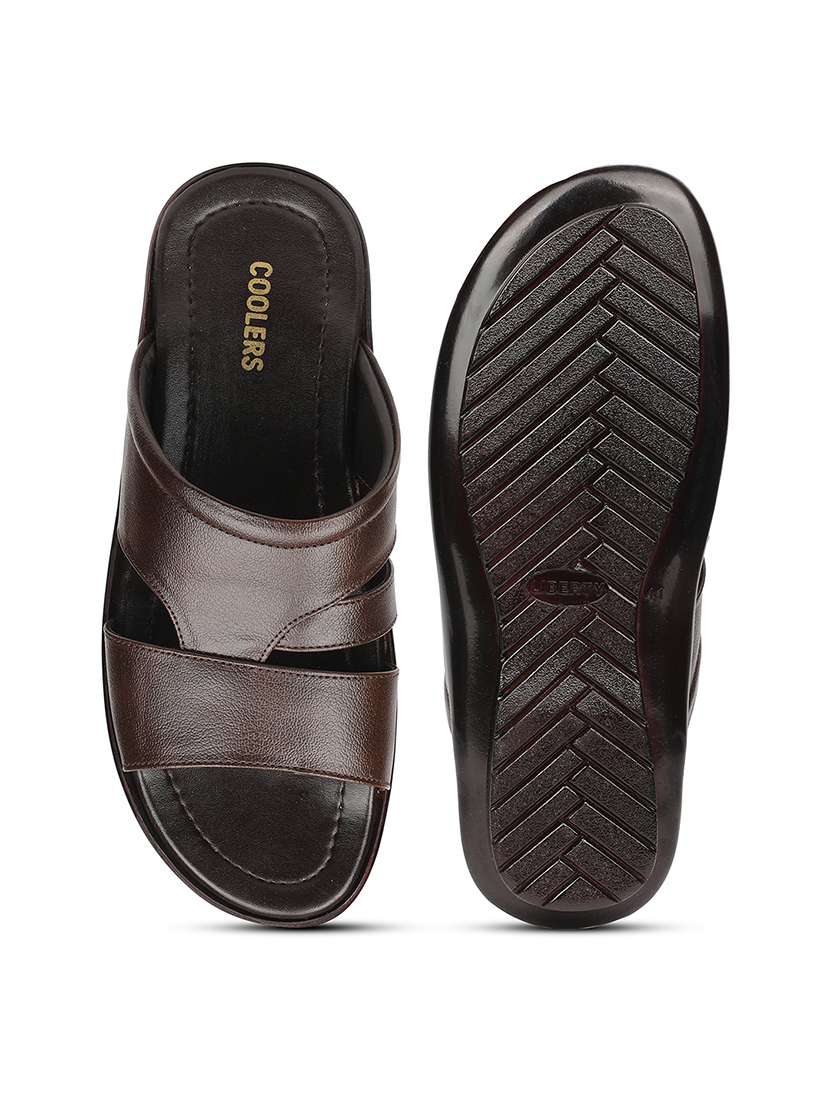 men solid toe separator sandal - 22029303 -  Standard Image - 5