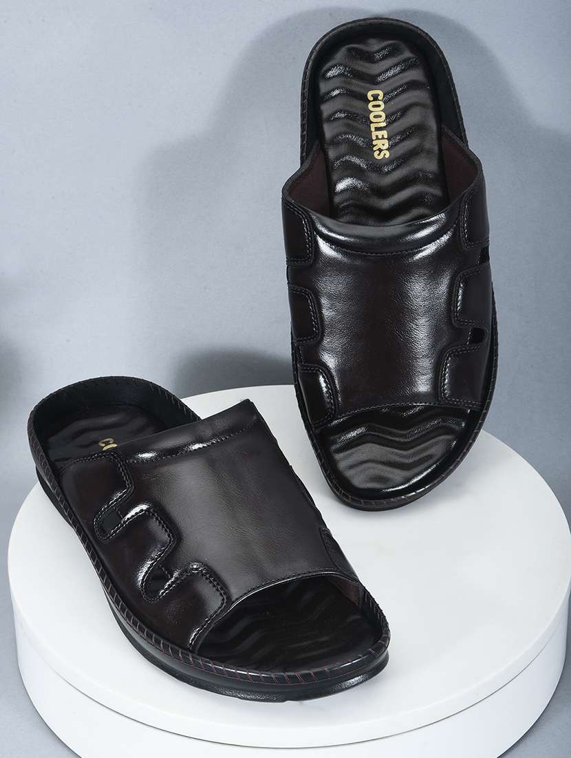men solid slip on sandal
